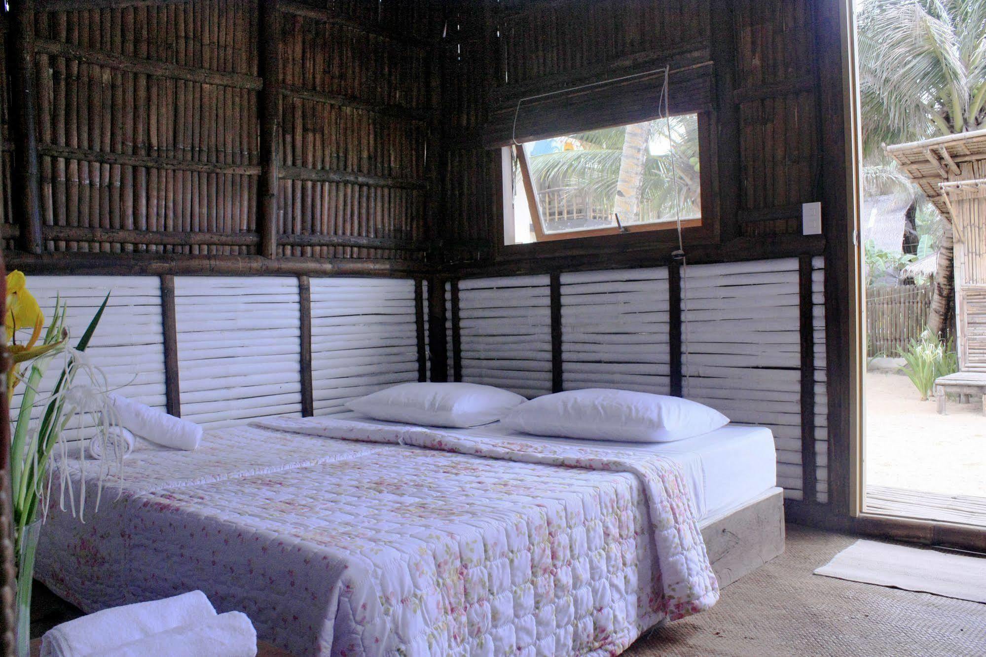 Mangoriders Beach Club Caticlan Bagian luar foto