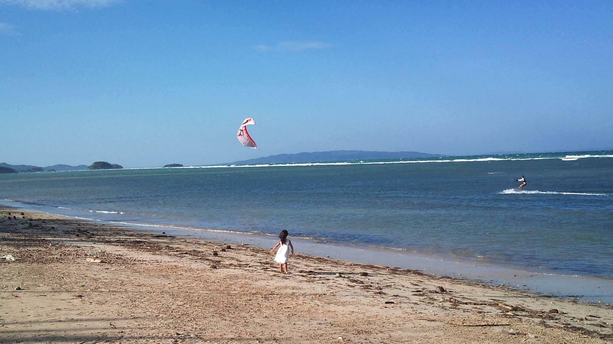 Mangoriders Beach Club Caticlan Bagian luar foto